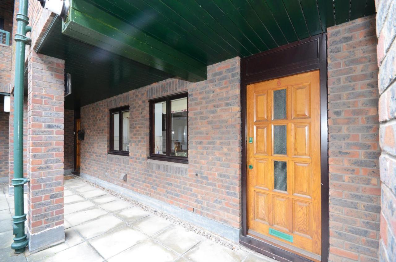 Apartment 5 In Йорк Екстериор снимка